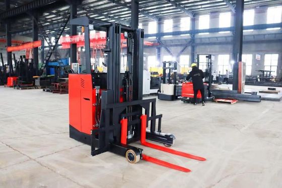 YONGJIELI Electric Reach Forklift Capacity 2500 KG With 48V Lead-Acid Battery