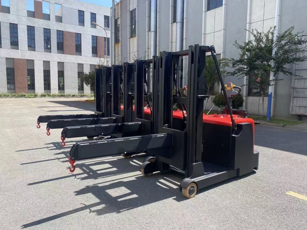 Boom Type Electric Pallet Stacker Load 1500 KG Electronic Steering Pedal