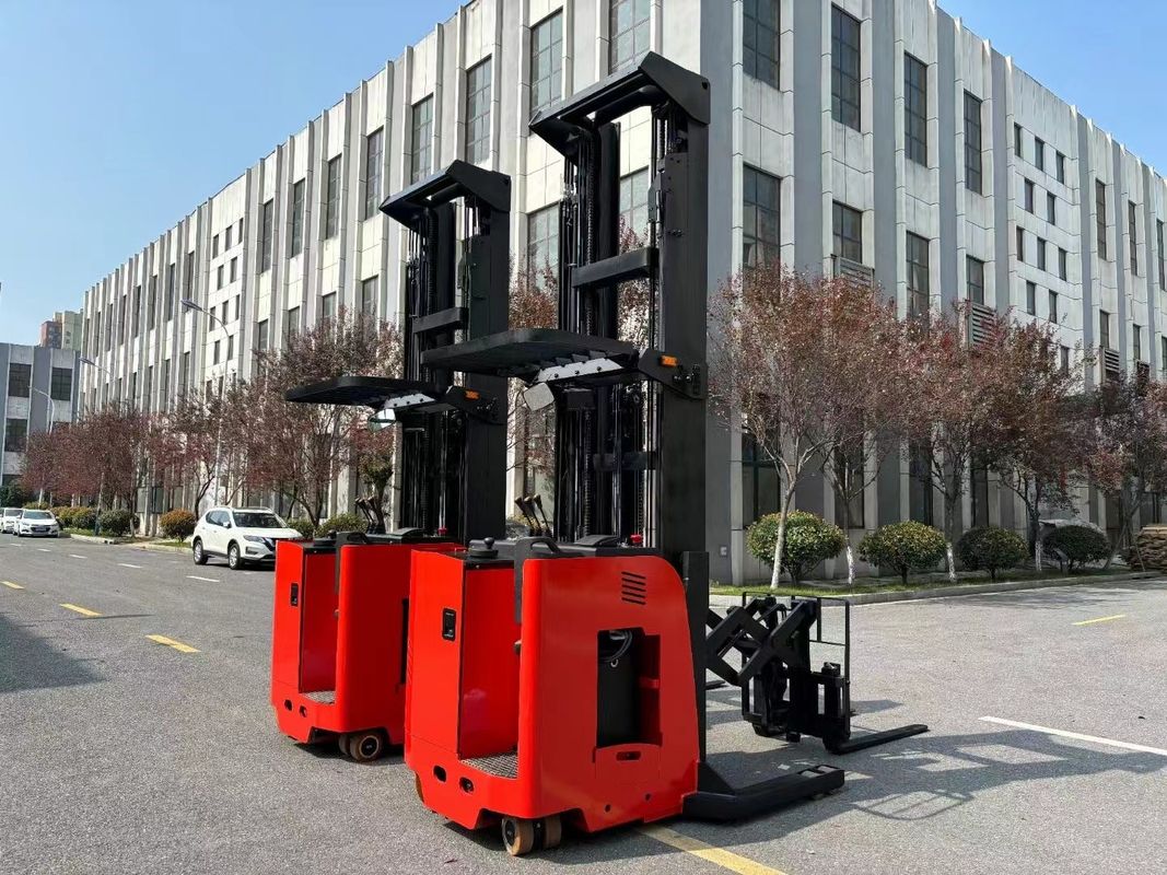 Double-Deep Reach Electric Forklift Double  Extension Forward Moving Forklift Load 1500 kgs